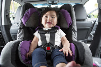 https://www.healthvermont.gov/sites/default/files/styles/max_325x325/public/images/2016/12/EMER_CarSeatS.jpg?itok=LvNl6Z0A